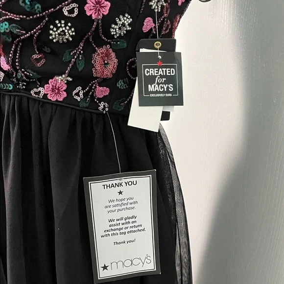 NWT Floral Embroidered Black Dress - Picture 4 of 4